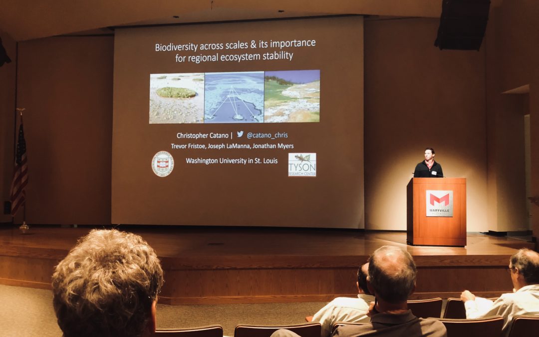 Chris presents at the 8th Annual St. Louis Ecology, Evolution & Conservation Retreat